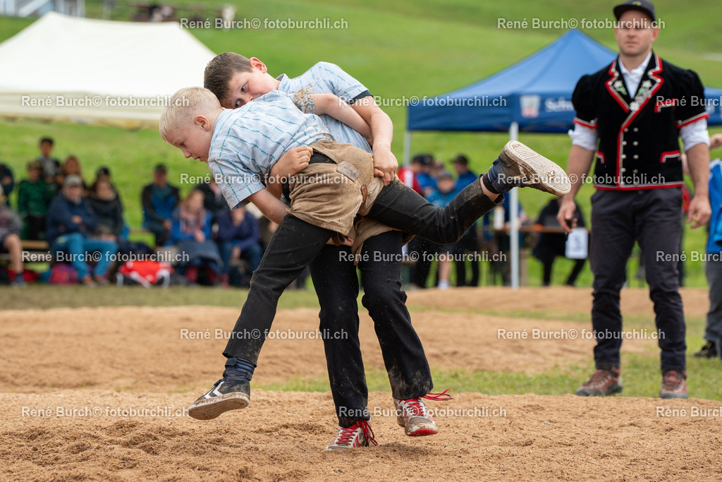 RB_03233 | Tschümperlin Samuel(h)- Ulrich Julian(v) - Realisiert mit Pictrs.com