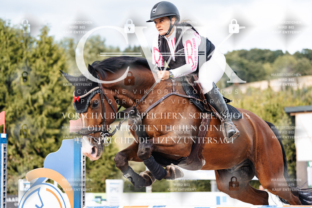 CK904071 | Turnierfotografie Pferdefotografie Trier Rheinland-Pfalz Pferdesport Reitsport Tierfotografie Sportfotografie Pferdevideo Pferdevideografie Equestrianvideography equestrianphotography  - Realisiert mit Pictrs.com