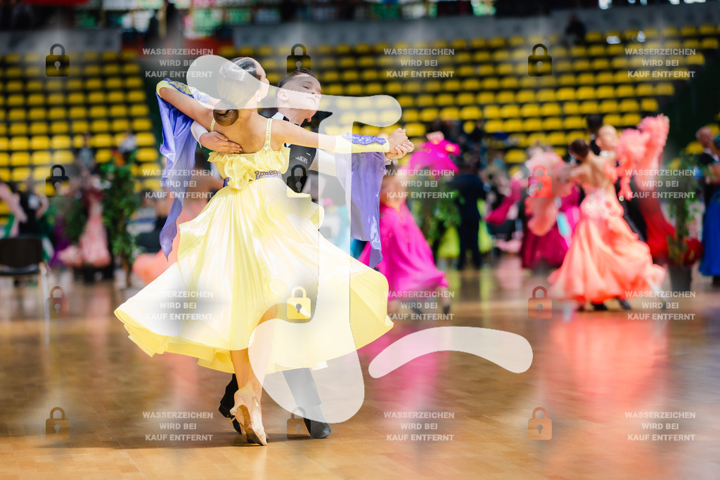 Hessen Tanzt WDSF Open Junior II Standard 12th (219) Arseniy Kossovych _ Polina Kossovych (TK Orchidee Chemnitz)-2025-05-17-7530 | Webshop for digital downloads and prints of dance sport, event & show photographer Julian Link - Realisiert mit Pictrs.com