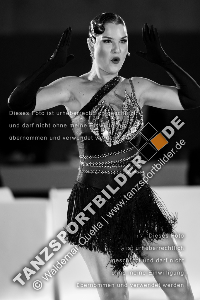 20260322-11581 | Hier finden Sie Tanz Bilder vom Latein und Standard Formationen tanzen. Sportbilder vom Tanzsport. Schöne Fotos und von Weltmeisterschaft, Europameisterschaft, Bundesliga, Regionalliga, Oberliga und Landesliga sowie von GOC Stuttgart, DanceComp, WM Bremen