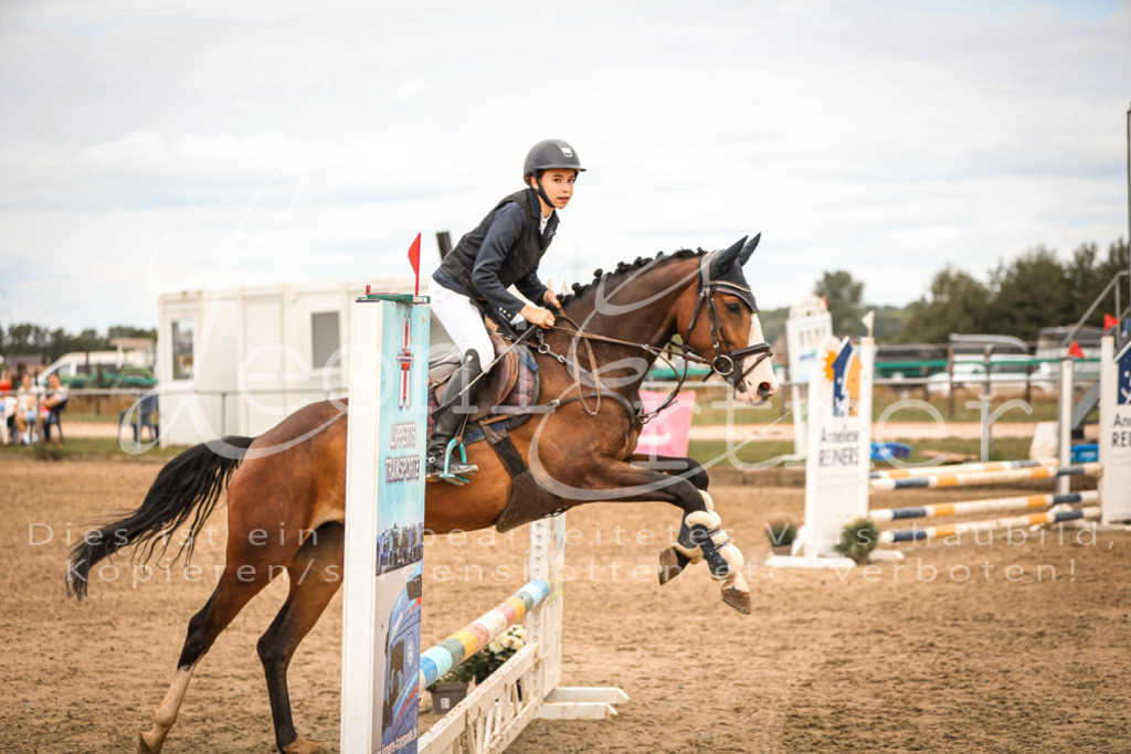 06.SoSpWB00272 | Leoni Ertmer Photography - Realisiert mit Pictrs.com