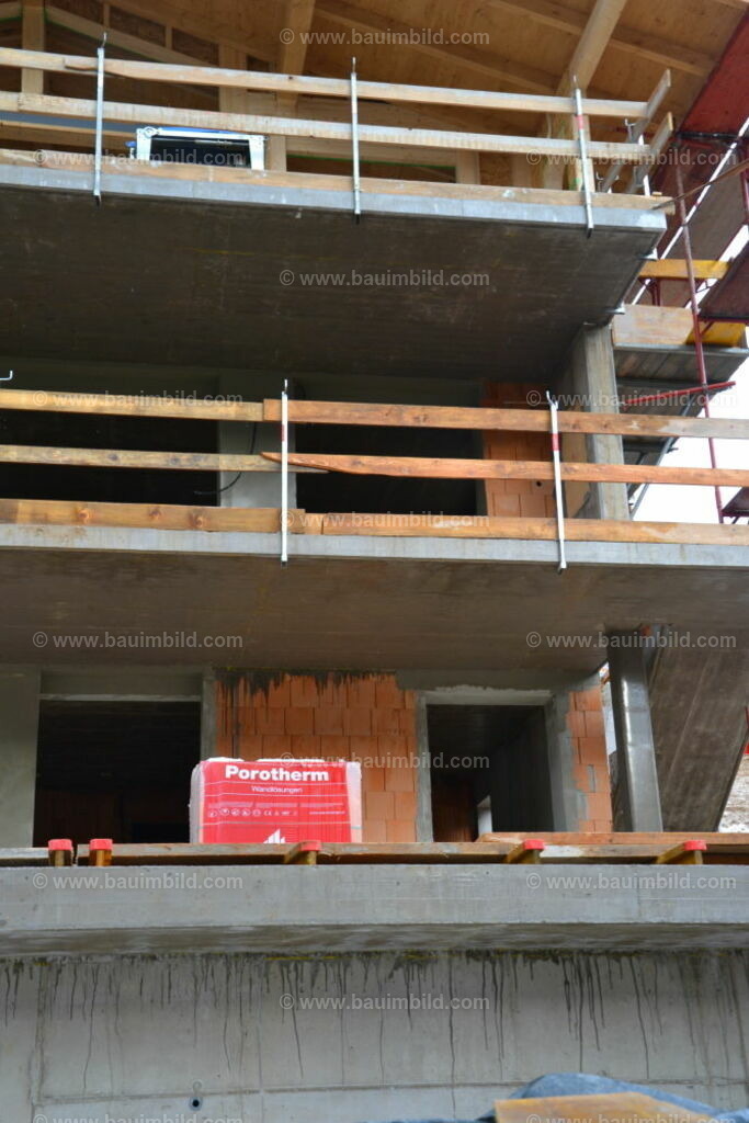 bib-lg04-betonarbeiten-decken-0686 | Nach LV-Leistungsgruppen sortierte Detailfotos über den Bau eines Hauses. Alle Hausbau-Bilder direkt vom Urheber und Autor der Website Haus-Selber-Bauen.com