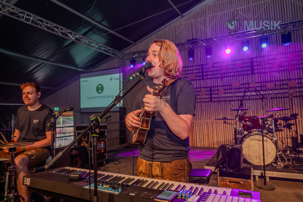 DSC_3209 | "Fussifoto.com – Ihr Ansprechpartner für hochwertige Fotografie! Entdecken Sie kreative Bilder und professionelle Dienstleistungen. Kontaktieren Sie uns für Ihre Projekte!"