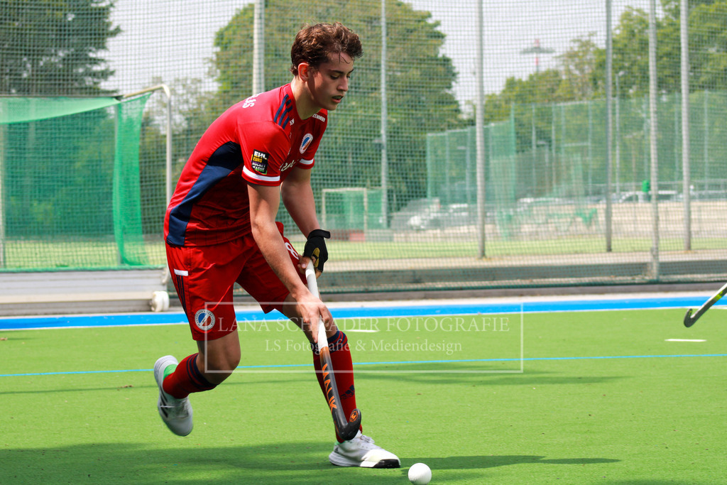 Hugo von Montgelas BUNDESLIGA HERREN VF3 MHC-CHTC 21.05.2023 | lanaschraderfotografie - Realisiert mit Pictrs.com