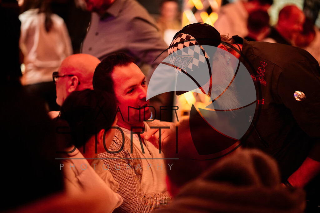 071_RC_OMEE_2025_05StationTeam_DRH09823 | alexandershorti - Realisiert mit Pictrs.com