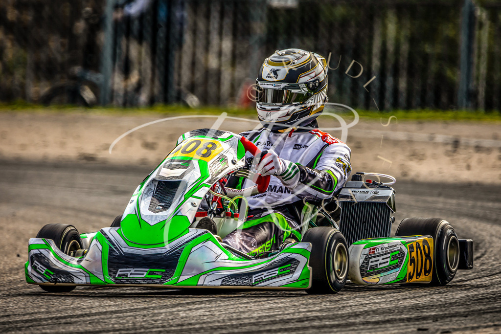 2330D09F-E6D1-467A-B531-6126E7FB8C81 | traudl_s_fotos