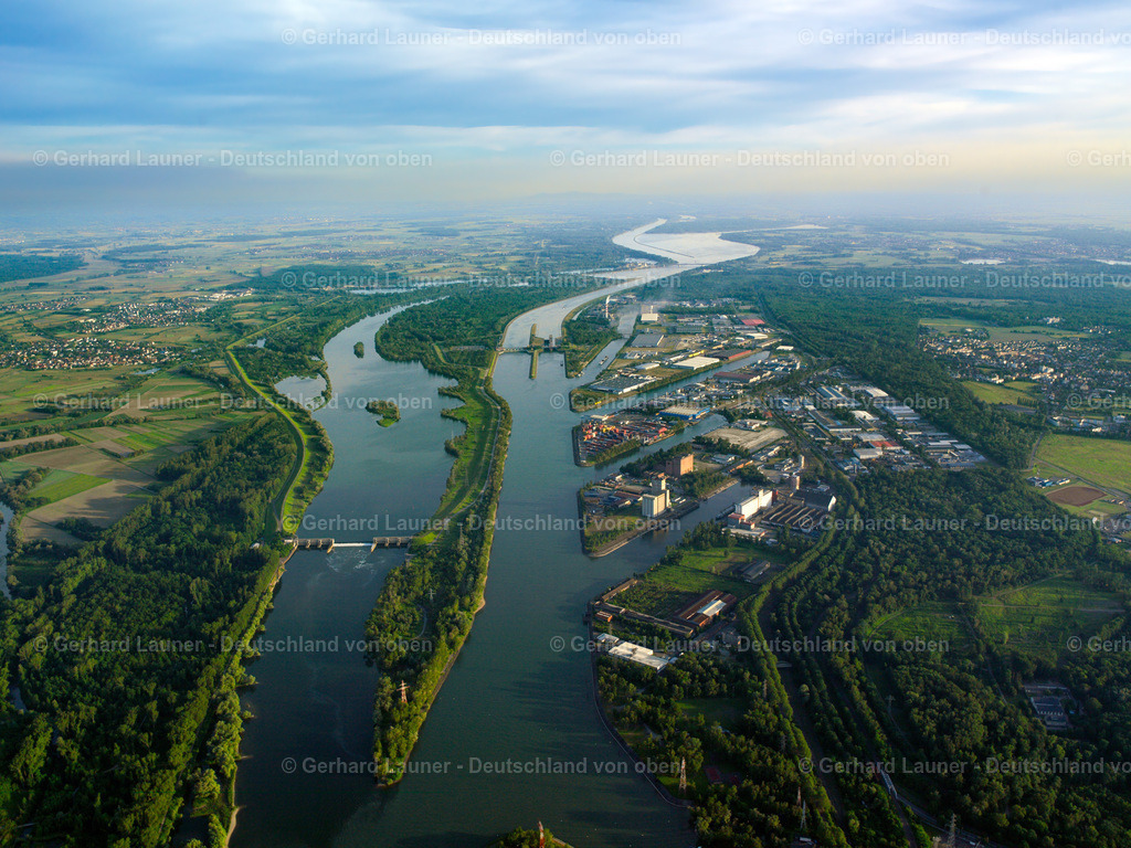 2597056 | Rheinhafen Straßburg