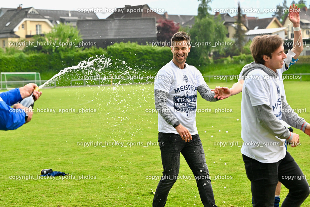 ATUS Velden Meisterfeier 2023 20.5.2023 | Headcoach ATUS Velden Marcel Günther Kuster, Sekt Dusche