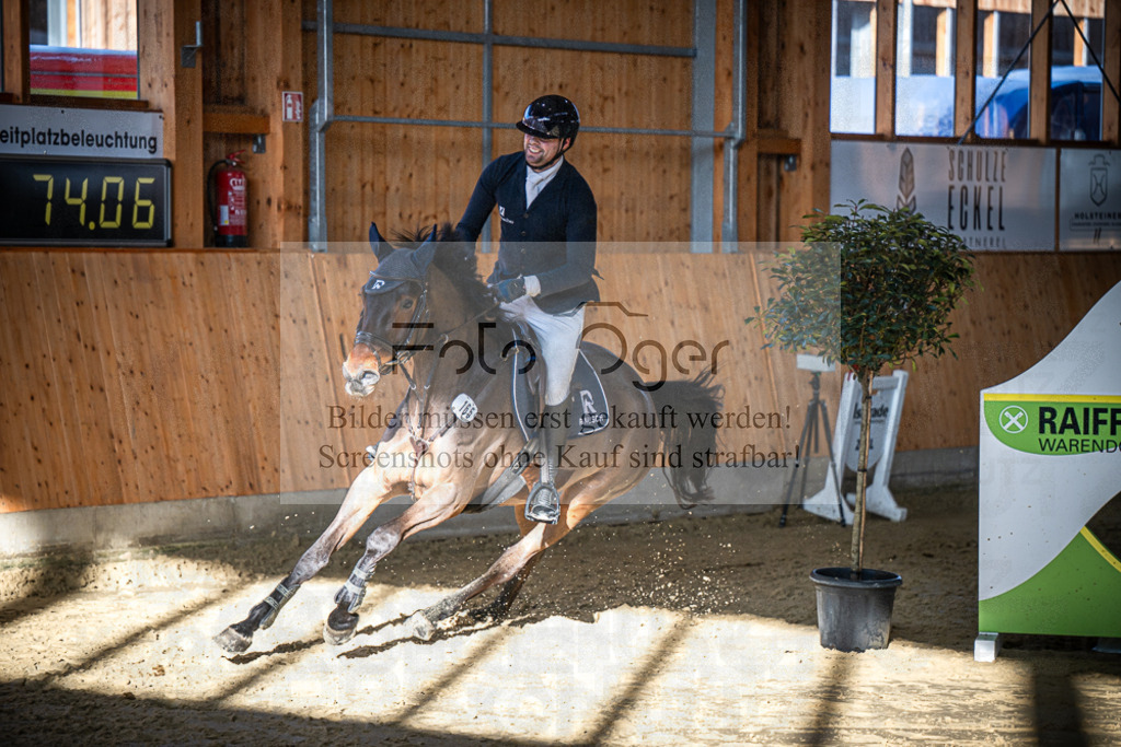 DOS_0732 | Entdecke hochwertige Reitturnierfotos von Foto Oger. Professionell, emotional und authentisch – jetzt Lieblingsmomente im Shop bestellen.Deutschlandweite Turnierfotografie. - Realisiert mit Pictrs.com