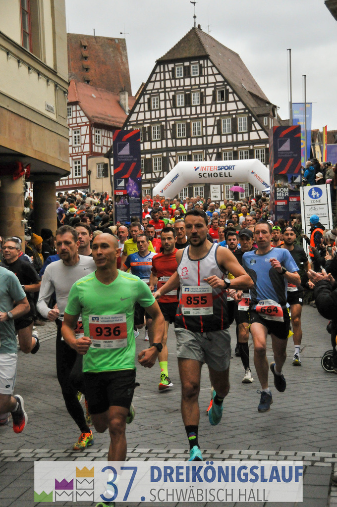 VR Bank Hauptlauf 10000m | 3 Koenigslauf 2023 - Realisiert mit Pictrs.com
