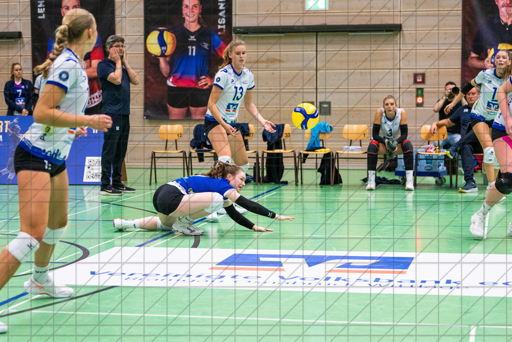 2. VBLF Nord 25/26 | Spiel 4017 | VC Osnabrück vs. Potsdam II | DRESING Merit (VC Osnabrück e.V. #7) //  25.10.25: 2. VBLF Nord 25/26 | Spiel 4017 | VC Osnabrück vs. Potsdam II / Osnabrück / Deutschland  //   CREDIT:www.bullenfotos.de, Martin König, Hörner Weg 40, D-49078 Osnabrück, +4917663732967 // Nutzung und Weitergabe nur zu den vereinbarten Zwecken. Presseanfragen an Ersteller. Alle Rechte beim Ersteller. Honorierung nach MFM. - Realisiert mit Pictrs.com