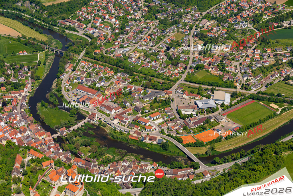 Das Luftbild der Stadt Harburg wurde 2021 vom Flugzeug heraus erstellt (keine Drohne) Aufnahmehöhe ca.450 Meter- hohe Bildauflösung und Druck-Qualität garantiert!