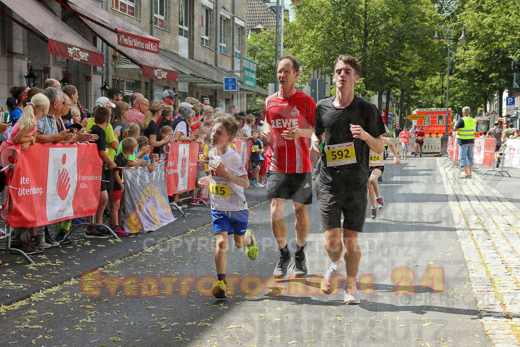 220625_1526_EX1_3251 | Sportfotografie im Rhein-Sieg Kreis, Köln, Bonn, NRW, Rheinland Pfalz, Hessen, etc. Unser Tätigkeitsfeld umfasst den Laufsport vom Volkslauf über den Marathon, Duathlon, Triathon bis zum Ultralauf wie Kölnpfad Ultra oder Schindertrail.