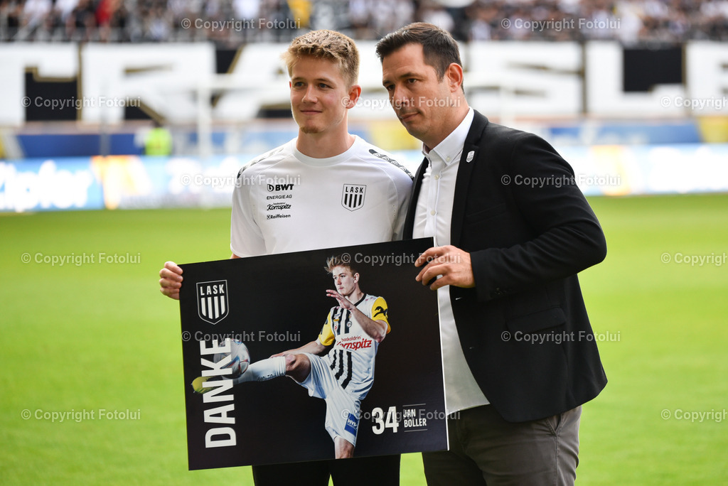 A_LUI_20230528_0010 | SPORT FUSSBALL ADMIRAL BUNDESLIGA 2022/23 LASK VS AUSTRIA WIEN

IM BILD: Jan Boller (Lask), Radovan Vujanovic (Lask)
FOTO:FOTOLUI/UW