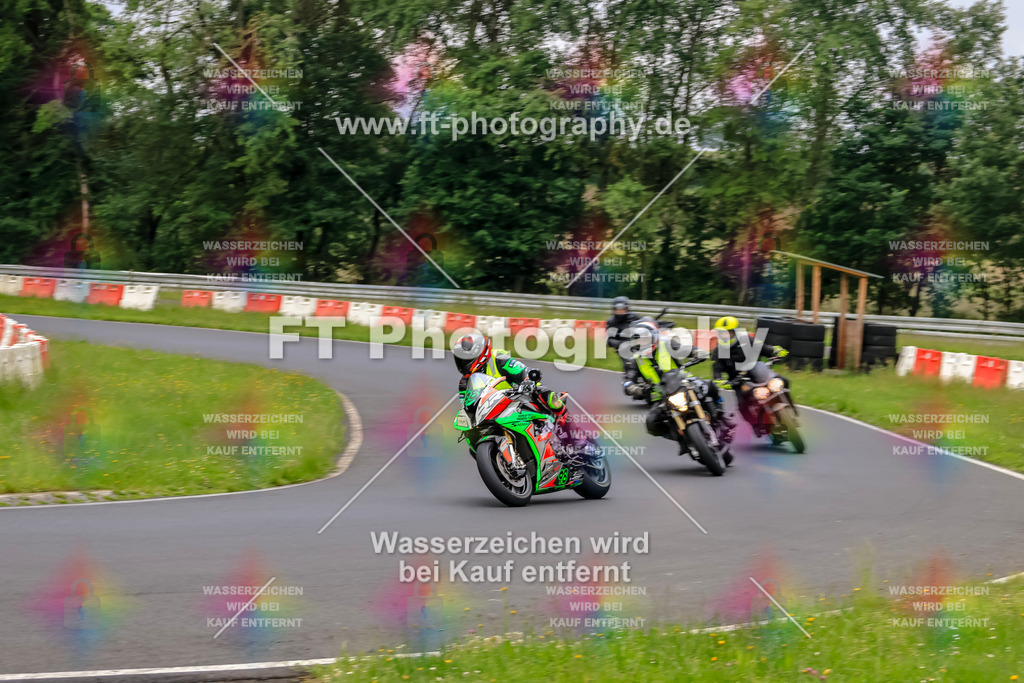 VBK-6194 | Hier findet Ihr Bilder von Touristenfahrten auf der Nürburgring Nordschleife oder von anderen Veranstaltungen die ich besucht habe. Viel Spass beim Durch Schauen 