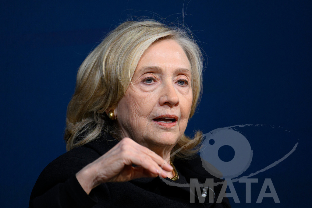 _DWA3981 | Die US-Politikerin Hillary Clinton auf der Veranstaltung Bridging Scholarship and Statecraft im Rahmen der Münchner Sicherheitskonferenz 2026. München, 13.02.2026 Bayern Deutschland  - Realisiert mit Pictrs.com