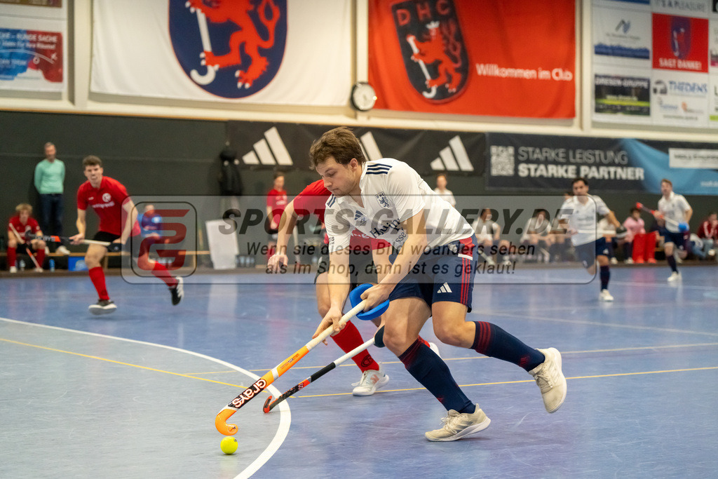 HK_20250201_102144 | 2. Bundesliga Halle Herren Düsseldorfer HC - Club Raffelberg am 1.2.2025 Halle am Seestern, Düsseldorf ,
