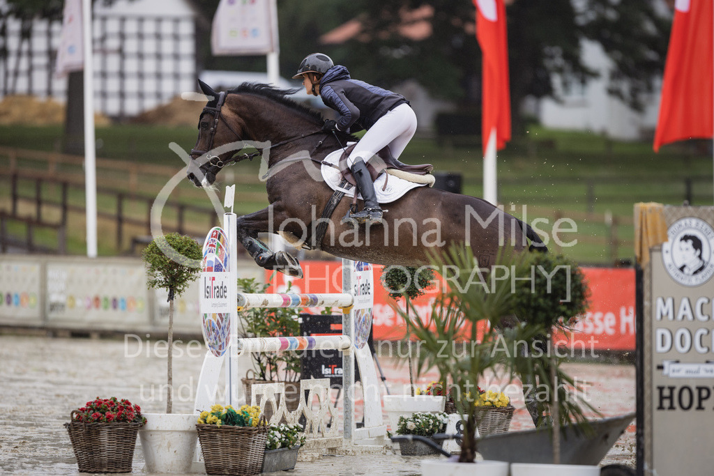 230727_BHO_M1-Spr_1-411 | Deine schönsten Turniermomente als professionelle Fotos! Entdecke hochwertige Pferdesport-Fotografie im Online-Shop. Jetzt Fotos finden & bestellen!