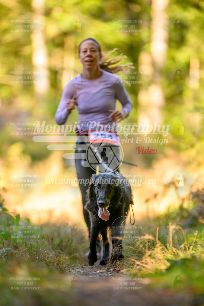 MompixPhotography_Yens2025_B3-82 | PayLife
