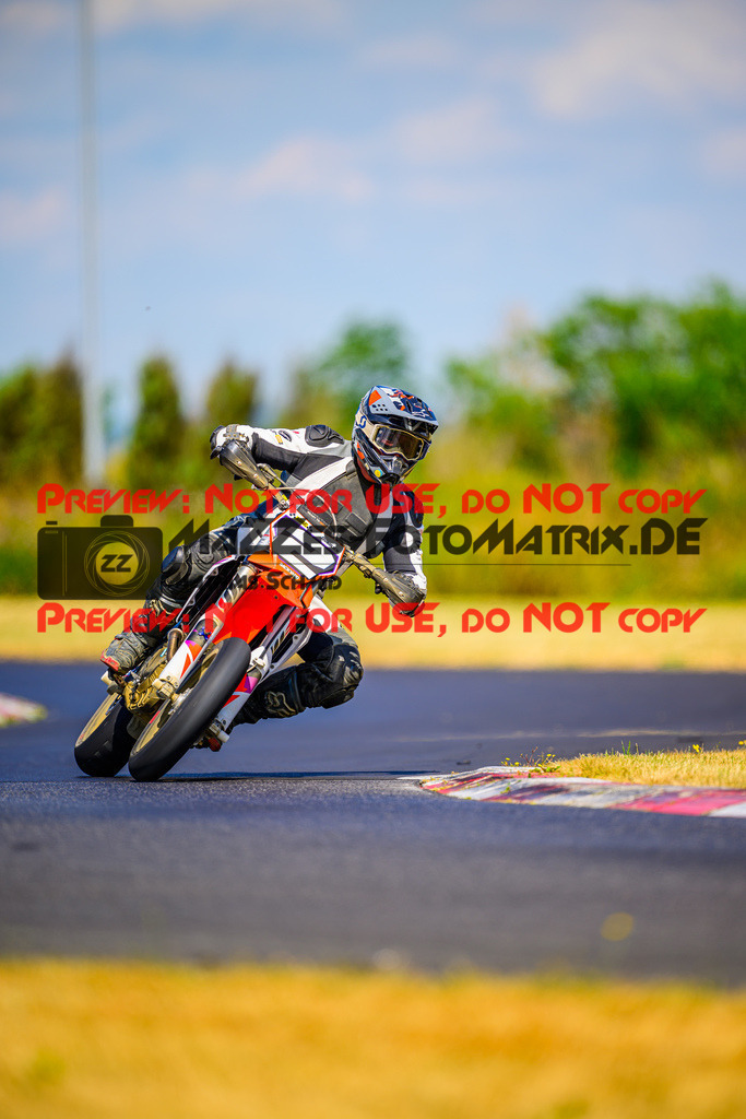MaZZes_Fotomatrix_20250704_6007705_5537 | GELB