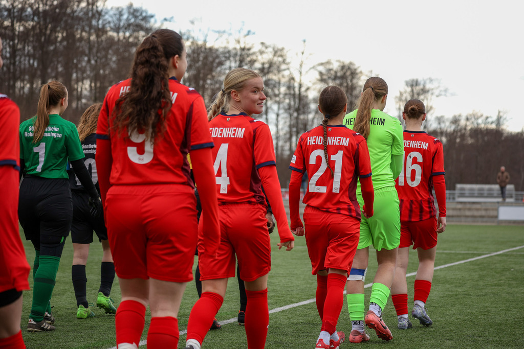 20260329-FCH-HS_001 | 1.FC Heidenheim 1846 II vs. SGM Hohenmemmingen/Sontheim, Fußball, Frauen, Bezirksliga, 2025/2026, 14. Spieltag, 29.03.2026 in Heidenheim, Kunstrasen b. Voith-Arena West(Foto: Michael Bulling) - Realisiert mit Pictrs.com