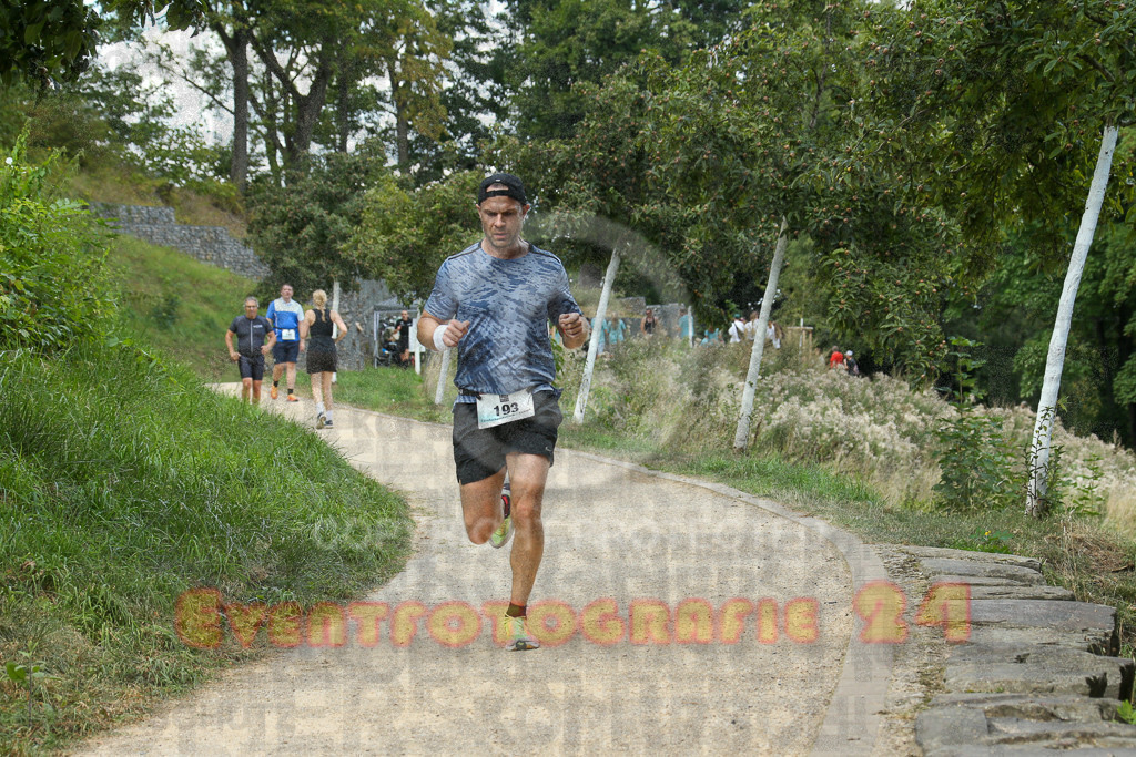 250824_1258_EX1_1055 | Sportfotografie im Rhein-Sieg Kreis, Köln, Bonn, NRW, Rheinland Pfalz, Hessen, etc. Unser Tätigkeitsfeld umfasst den Laufsport vom Volkslauf über den Marathon, Duathlon, Triathon bis zum Ultralauf wie Kölnpfad Ultra oder Schindertrail.