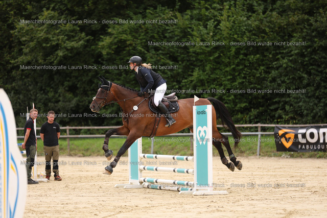 HG9A3999 | laurarinckfotografie - Realisiert mit Pictrs.com