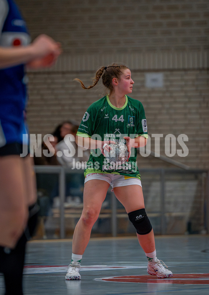 Handball I Frauen I Saison 2025-2026 I 3. Liga Staffel Nord I 10. Spieltag I SC SFN Vechta - HSG Blomberg-Lippe II I 0610 | Maya Janßen (44, SC SFN Vechta) - Realisiert mit Pictrs.com