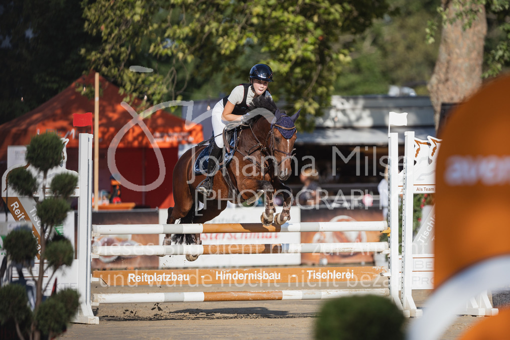 220825_Delbrueck_PonyTrophy-175 | Deine schönsten Turniermomente als professionelle Fotos! Entdecke hochwertige Pferdesport-Fotografie im Online-Shop. Jetzt Fotos finden & bestellen!