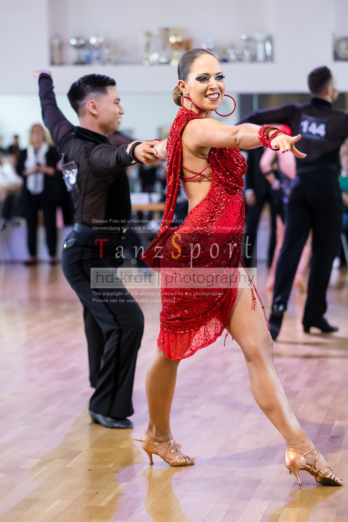 20240616_D-Cup-HGR-Latein_3062 | Tanzsportbilder, Standardtanz, Lateintanz, WDSF, DTV, LTVB, dancecomp, goc, hessen tanzt, blaues band der spree, walzer, tango, wiener walzer, slowfox, quickstepp, samba, rumba, cha-cha-cha, paso doble. jive, hd-kroft photography, turniertanzsport