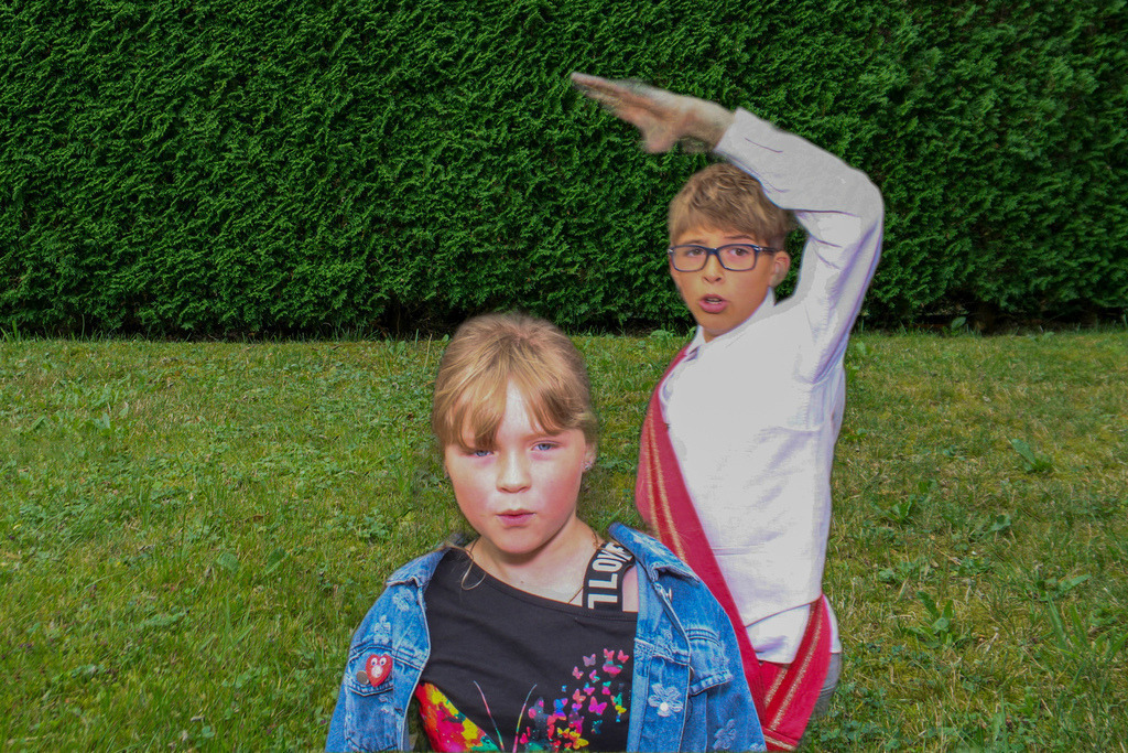 top-top.de-250601-297 | Foto, Video, Fotografie, Videografie, Fotobox, DJ, Discjockey, Musik, Musikbox, Veranstaltung, Photobooth, Amazon, Ebay, Buchtipp, Bestseller, Autor, Verlag, Buch, Wesel, Hamminkeln, NRW, Dinslaken, Rees, Drohne, Hochzeit, Party, Fotobox, Wesel, Fotograf