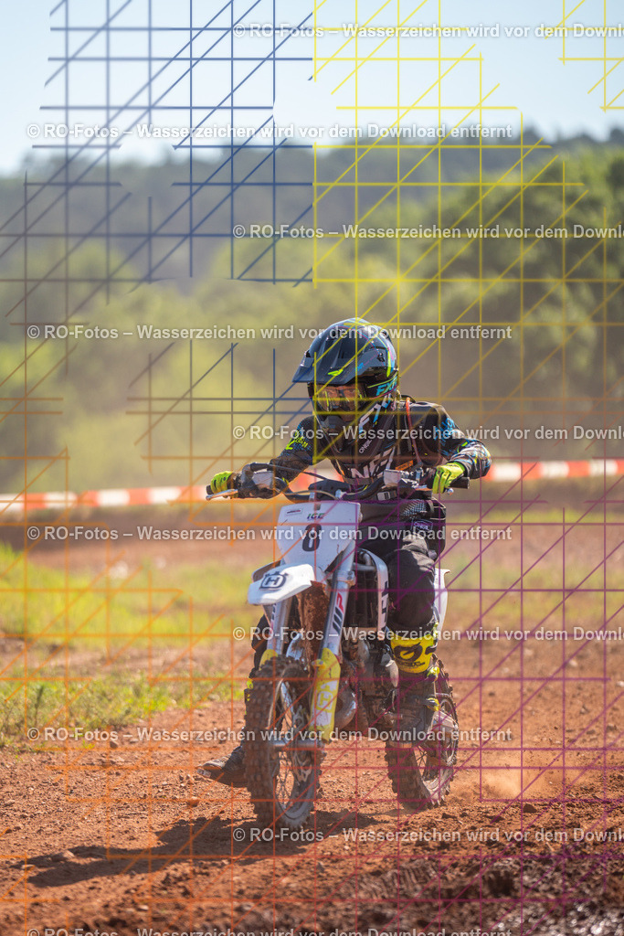 Wolfshausen 1 Lauf -493 | Sportfotografie von RO-Fotos: Motorsport, Motocross, Enduro, Laufveranstaltungen und Triathlon. Professionelle Fotos von Sportlern und Events. - Realisiert mit Pictrs.com