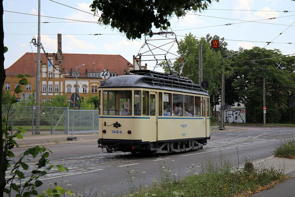 Straßenbahnmuseum Leipzig | Entdecke über 20 Kategorien Leipzig-Motive: Foto-Downloads, hochwertige Poster, Leinwand- & Fine-Art-Prints. Jetzt Lieblingsfoto im Bildlexikon Leipzig Shop bestellen!