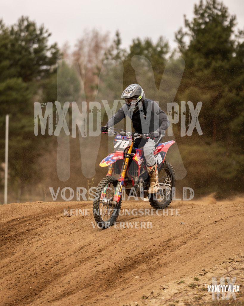 866A1104 | mxndyyvipix
