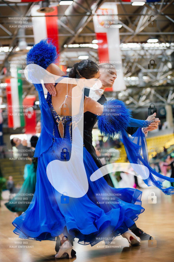 Hessen Tanzt WDSF Open Senior I Standard 3rd (16) Martin Cech _ Katerina Cechova (Czech Republic)-2025-05-17-7272 | Webshop for digital downloads and prints of dance sport, event & show photographer Julian Link - Realisiert mit Pictrs.com