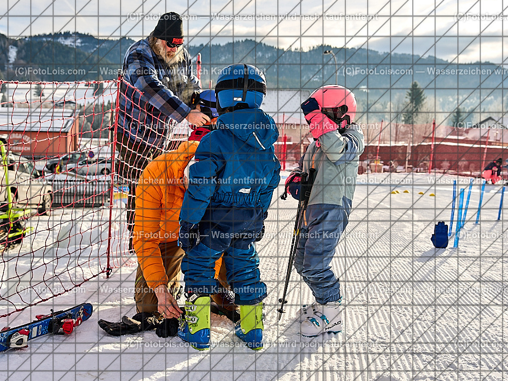 _ALP8694_Neujahrs-Skikurs | Ski- und Snowboardschule Haginger beim NEUJAHRS-Skikurs 2026, Kursabschlussrennen am Mo 5. Jänner 2026.