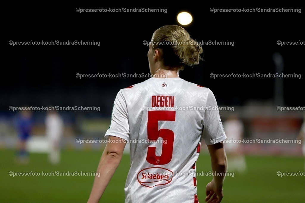 xSSC28032501023 | 28.03.2025, xsscx, Frauen Fußball, 1. FC Köln - FC Carl Zeiss Jena, 1. Fußball Bundesliga, Franz-Kremer-Stadion, Saison 2024 2025: Celina Degen (1. FC Köln 5) DFB regulations prohibit any use of photographs as image sequences and or quasi-video.