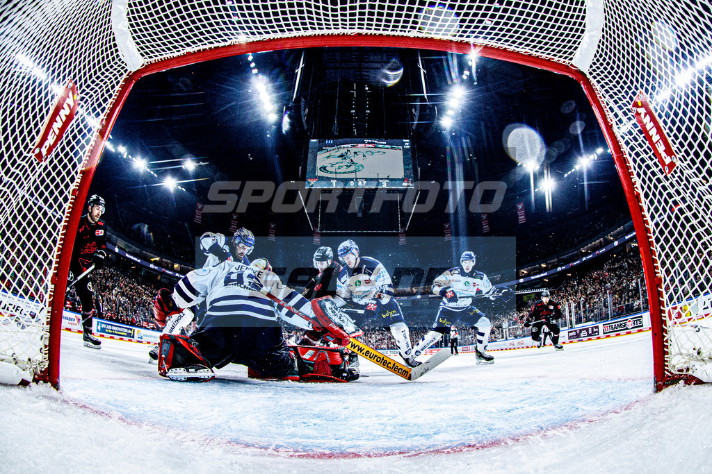 Iserlohn Roosters - Koelner Haie | 
DEL: Iserlohn Roosters - Koelner Haie - Realisiert mit Pictrs.com