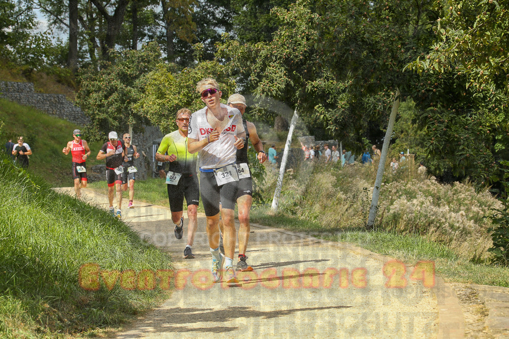 250824_1339_EX1_3143 | Sportfotografie im Rhein-Sieg Kreis, Köln, Bonn, NRW, Rheinland Pfalz, Hessen, etc. Unser Tätigkeitsfeld umfasst den Laufsport vom Volkslauf über den Marathon, Duathlon, Triathon bis zum Ultralauf wie Kölnpfad Ultra oder Schindertrail.