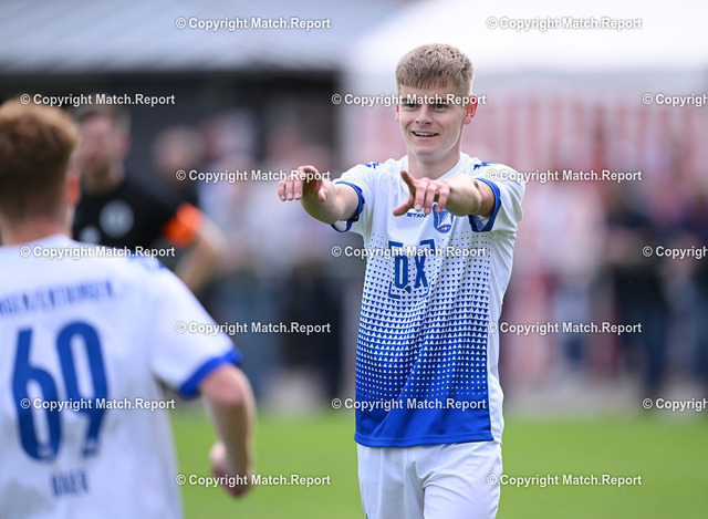 Fussball Pfaffenberg Pokal Turnier 2023  | Fussball Pfaffenberg Pokal Turnier 2023 beim SV Unterjesingen 27.07.2023Kreisliga A 3 SV Unterjesingen - SGM Altingen / EntringenJUBEL Robin Hermenau (SGM Altingen / Entringen)FOTO: ULMER Pressebildagentur xxNOxMODELxRELEASExx