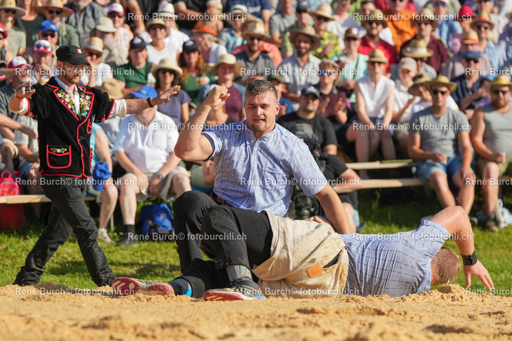 RB_09314-2 | René Burch leidenschaftlicher Fotograf aus Kerns in Obwalden.  Hier finden sie Sport, Landschaft und Natur Fotografie.
 - Realisiert mit Pictrs.com