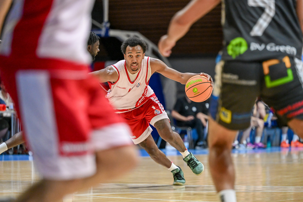 rsk_073 | Fotos von Basketballspielen aus dem Raum NRW fotografiert von Gero Mueller-Laschet und Daniel Schaefer - Realisiert mit Pictrs.com