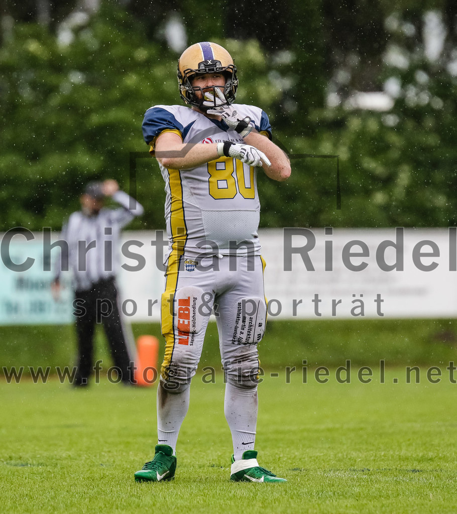 2022-05-29_028_Erding_Bulls_gegen_Nuernberg_Rams | Erding, Deutschland, 29.05.2022:
Fußball, Regionalliga 2022, 5. Spieltag, Erding Bulls gegen Nürnberg Rams, Endergebnis: 10:16

Foto: Christian Riedel / fotografie-riedel.net