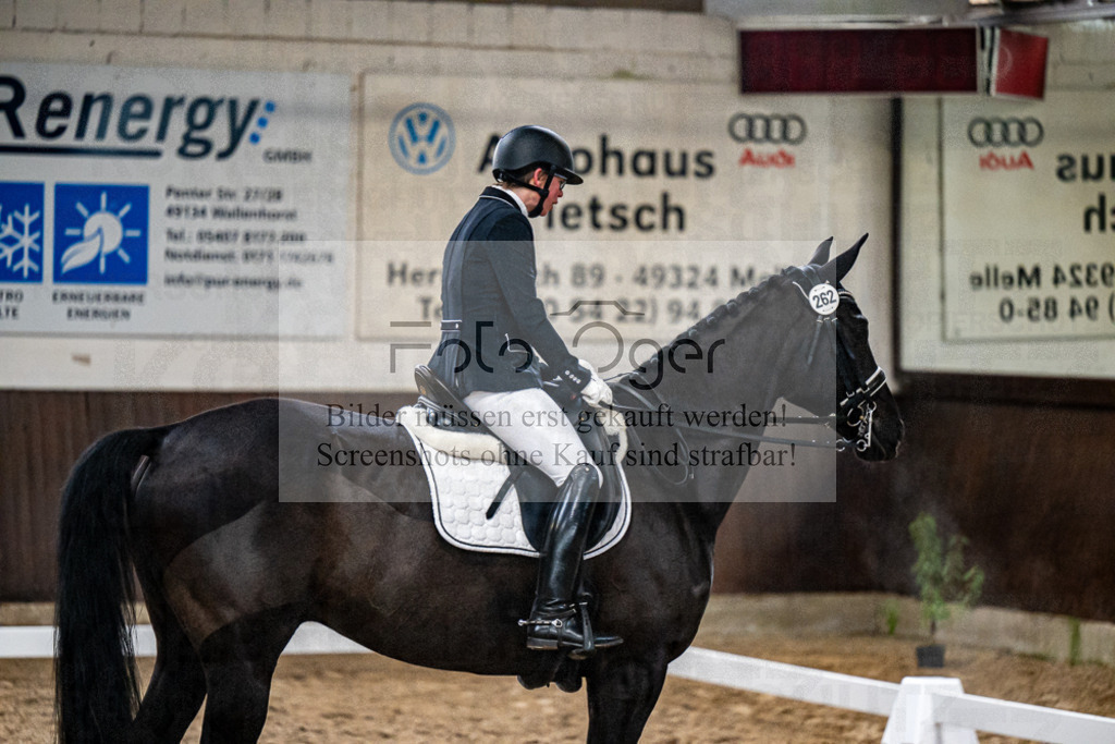 20240310-DOS_8203 | Entdecke hochwertige Reitturnierfotos von Foto Oger. Professionell, emotional und authentisch – jetzt Lieblingsmomente im Shop bestellen.Deutschlandweite Turnierfotografie. - Realisiert mit Pictrs.com
