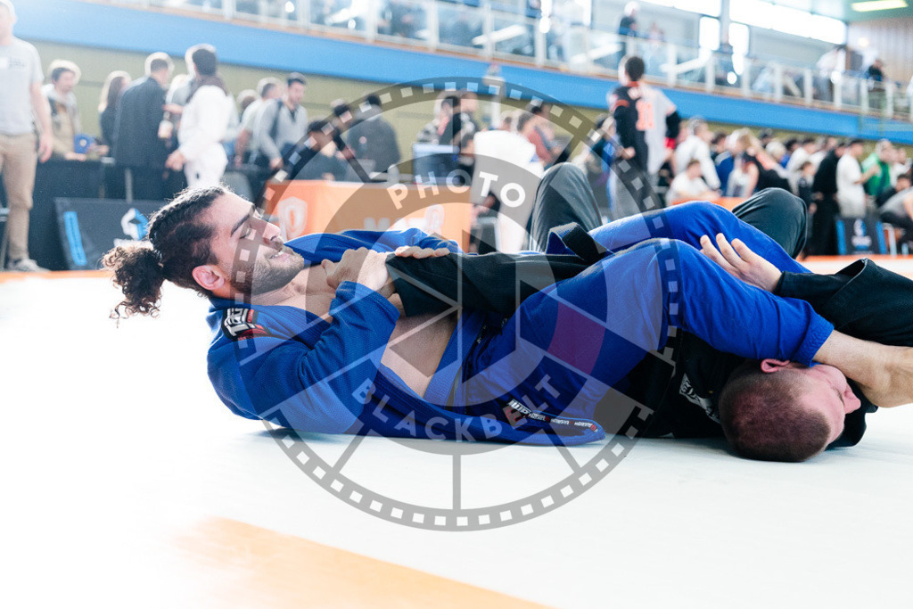 20251122PBB12367 | Athletes compete during the Grappling Industries Berlin Jiu-Jitsu and Grappling Championship, on November 22, 2025 in Berlin, Germany. © photoblackbelt