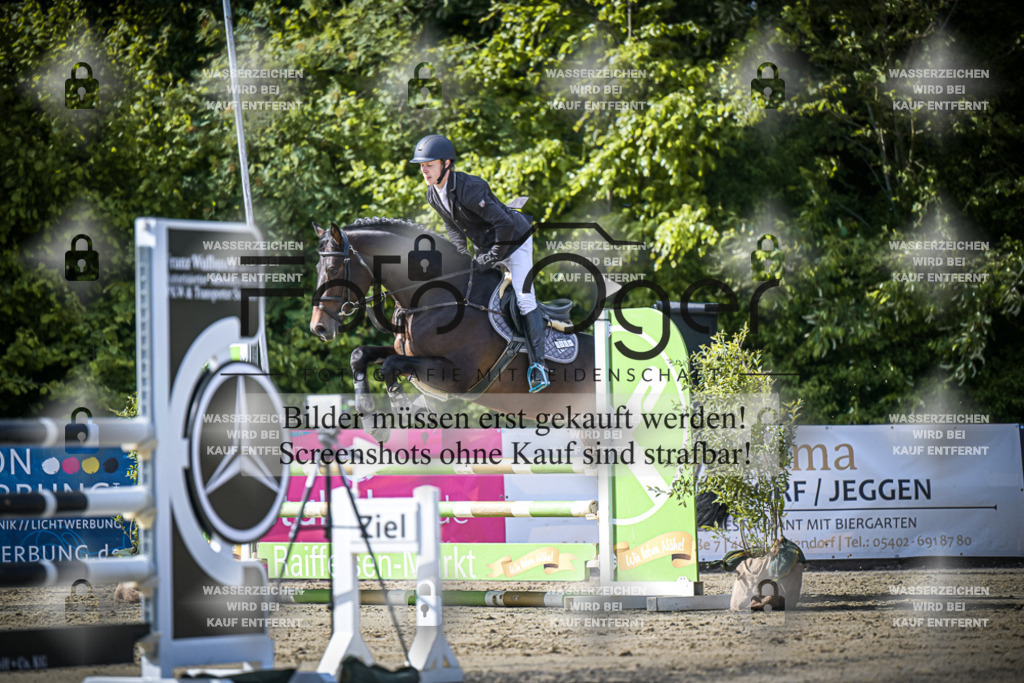 DOS_8509 | Entdecke hochwertige Reitturnierfotos von Foto Oger. Professionell, emotional und authentisch – jetzt Lieblingsmomente im Shop bestellen.Deutschlandweite Turnierfotografie. - Realisiert mit Pictrs.com