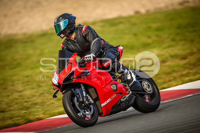 0707-240924_MO-013_707 | Deine Full-Service-Agentur für ✔️Videoproduktionen und ✔️Motorsportfotografie Jetzt Angebot anfragen!