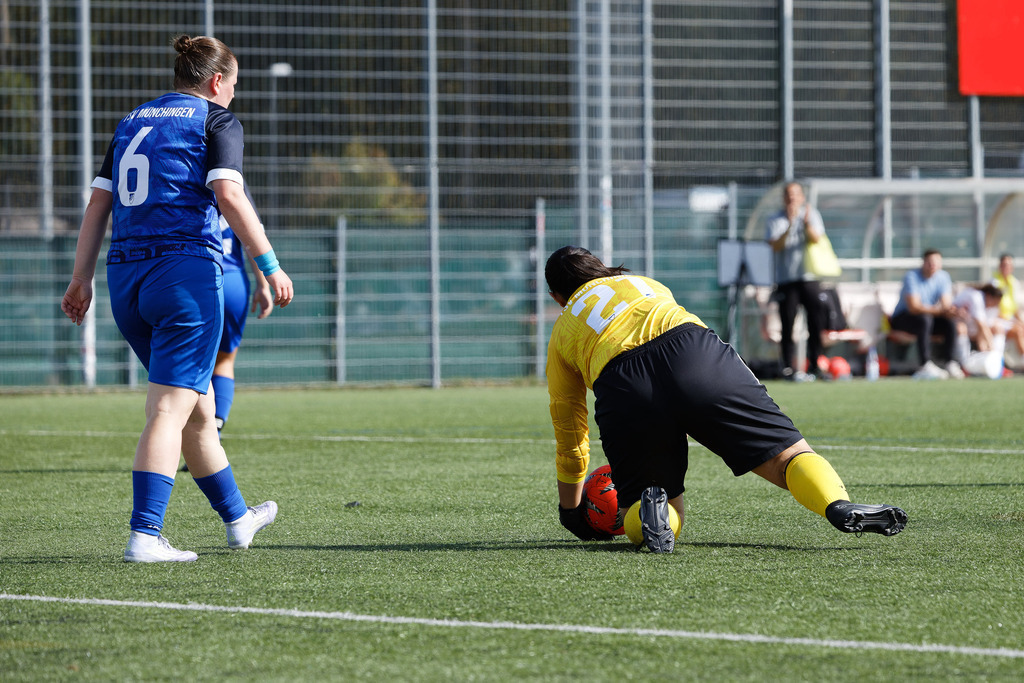FCHMÜN_250907_3652 | Fotopresso – Sportfotografie in Heidenheim & Umgebung. Professionelle Sportfotografie für unvergessliche Momente. Dynamische Action-Shots, emotionale Szenen & hochwertige Bilder. - Realisiert mit Pictrs.com