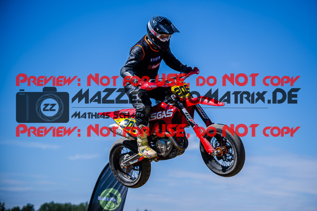 MaZZes_FotoMatrix_220903_2134-2 | S1