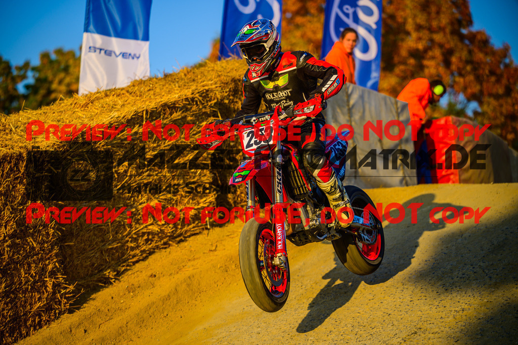 MaZZes_Fotomatrix_20251012_6021986_1653 | SUPERBIKER